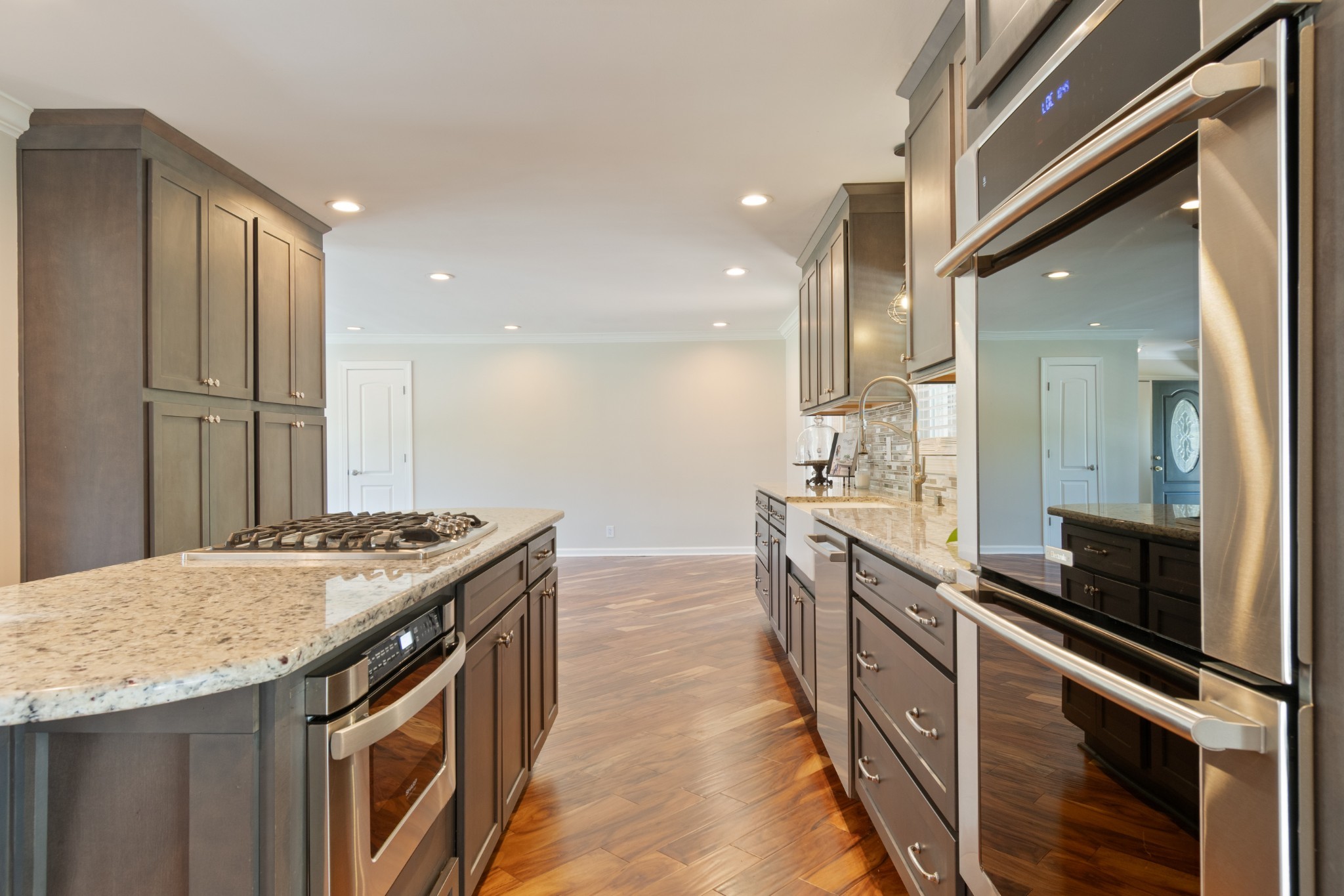 2353 Braxton Bragg Dr