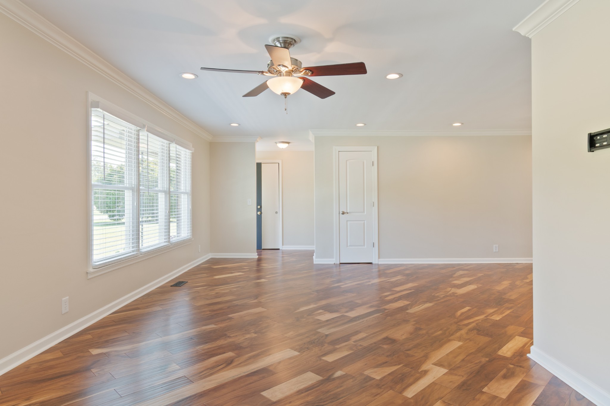 2353 Braxton Bragg Dr