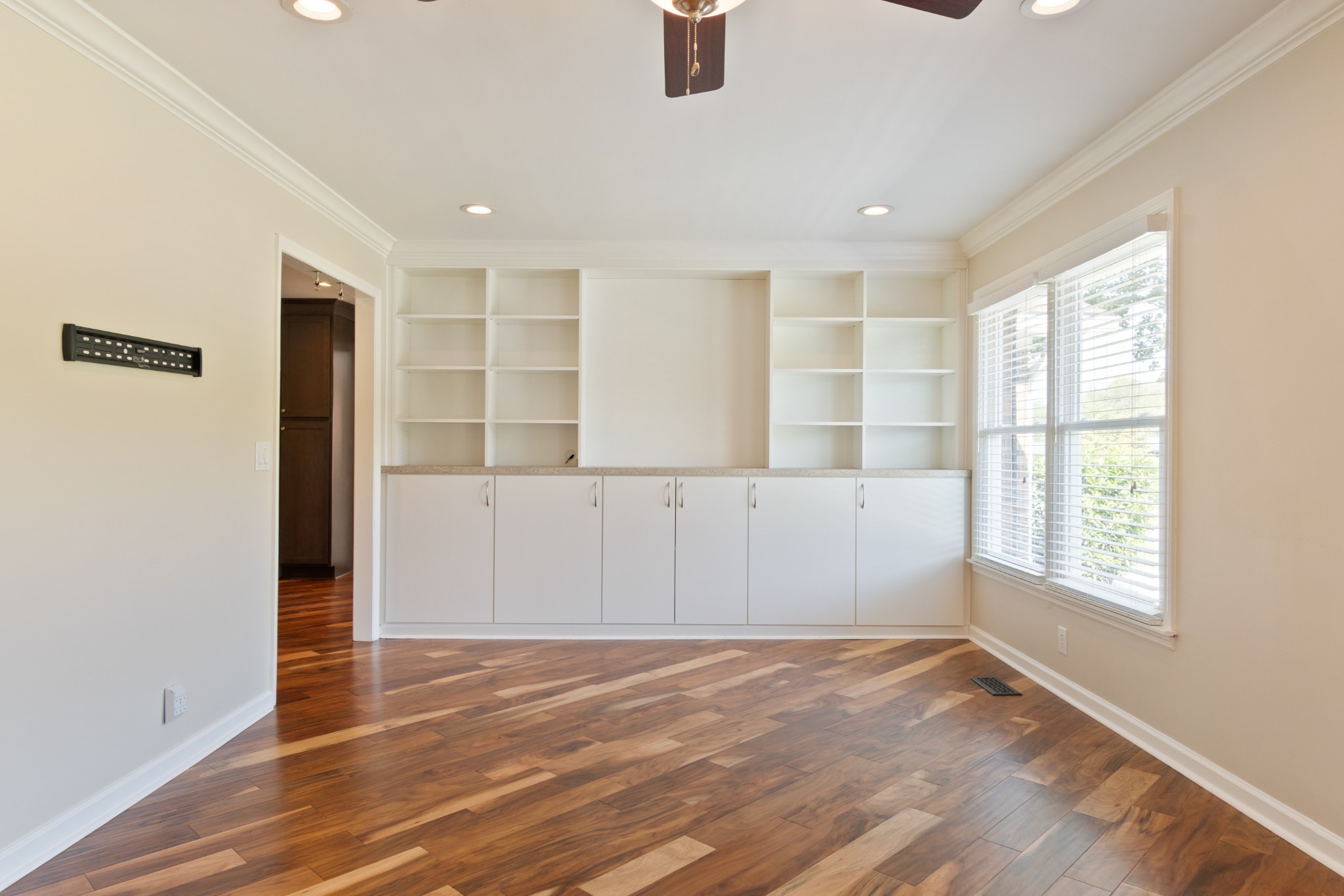 2353 Braxton Bragg Dr
