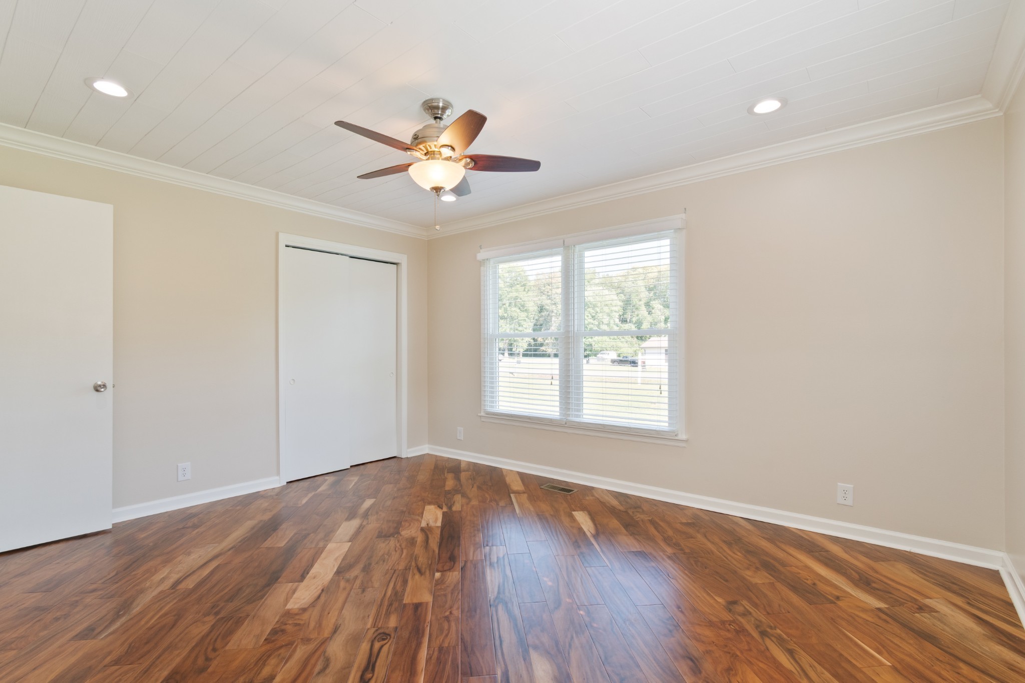 2353 Braxton Bragg Dr