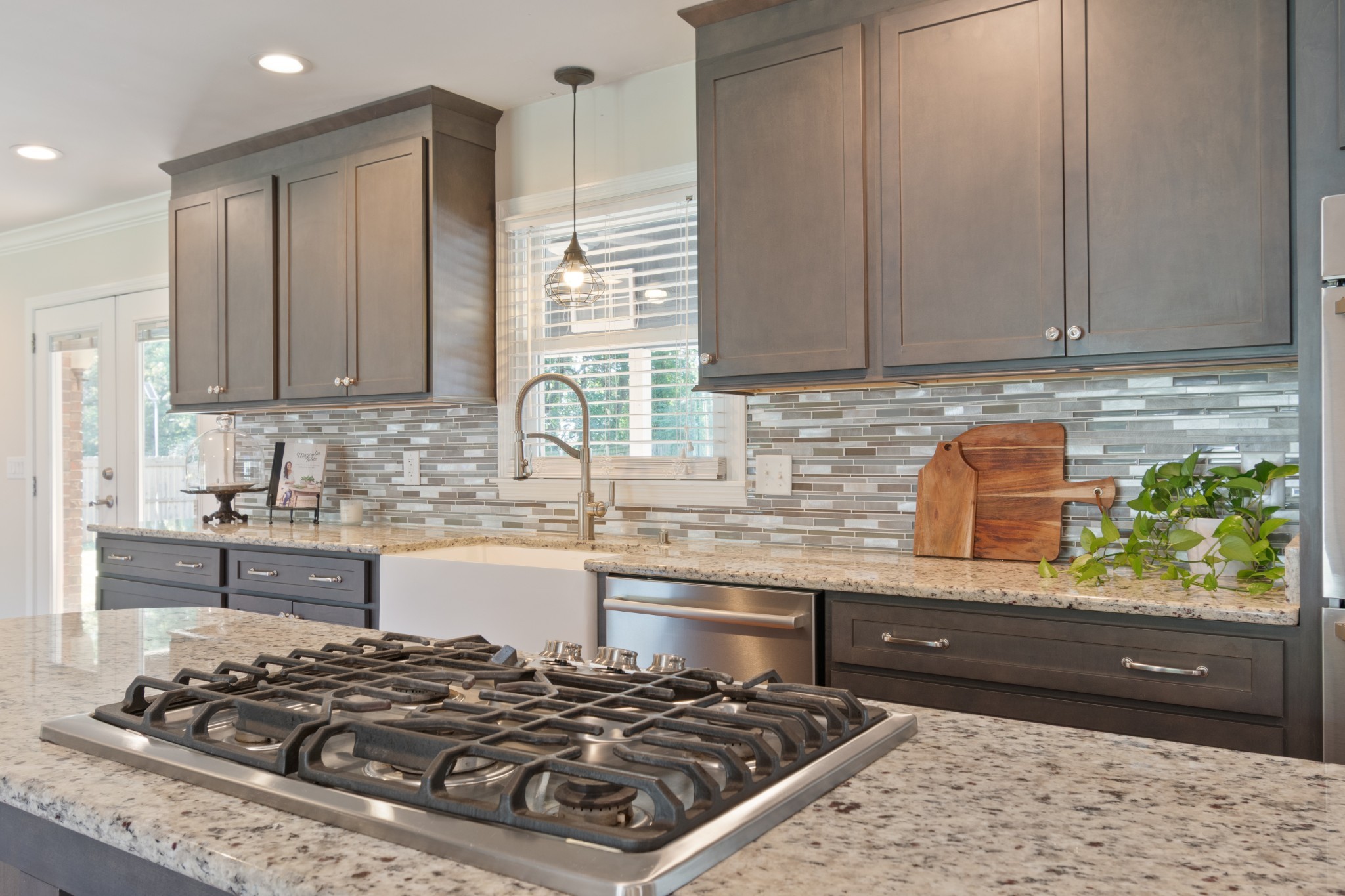 2353 Braxton Bragg Dr