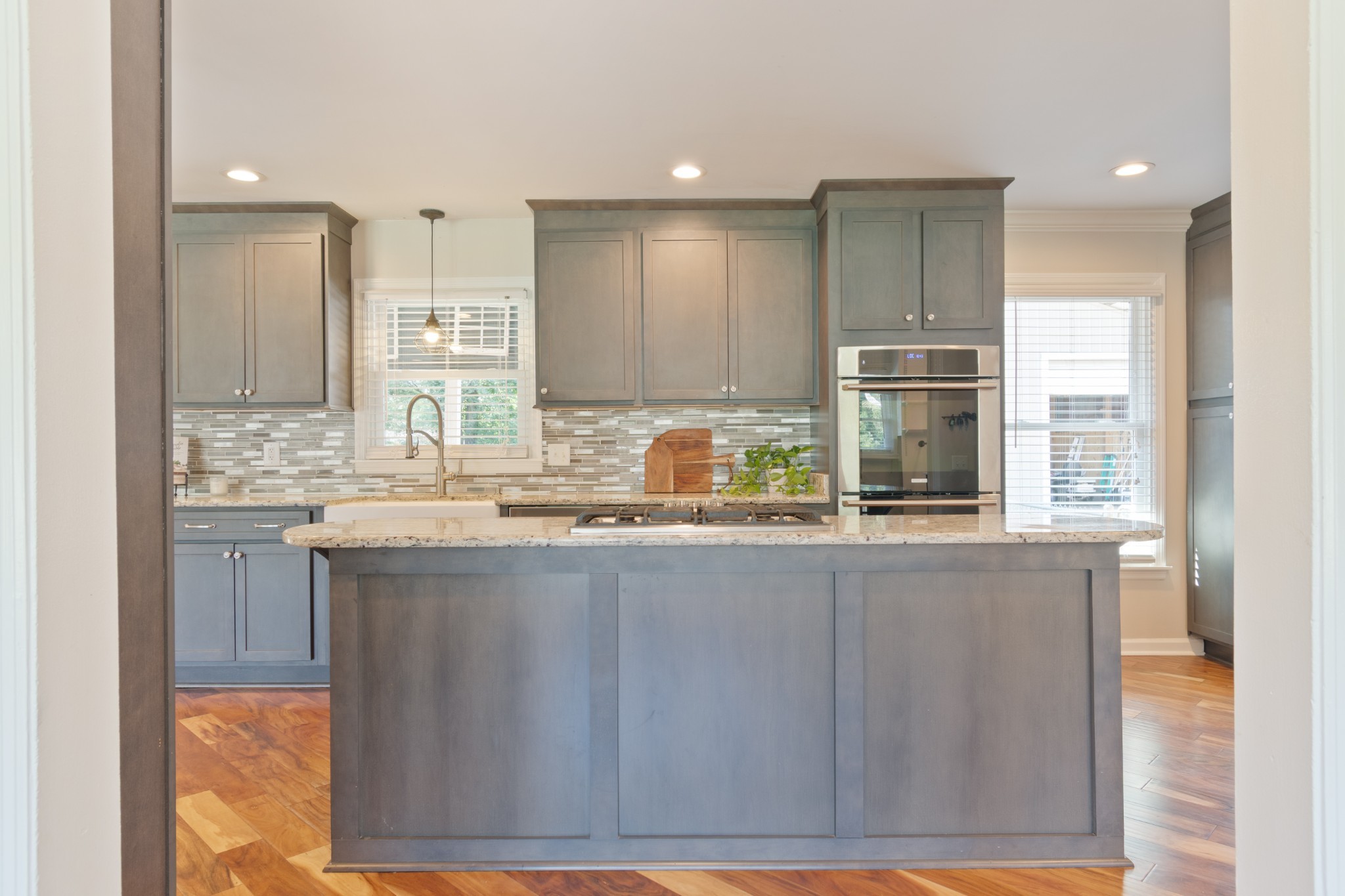 2353 Braxton Bragg Dr