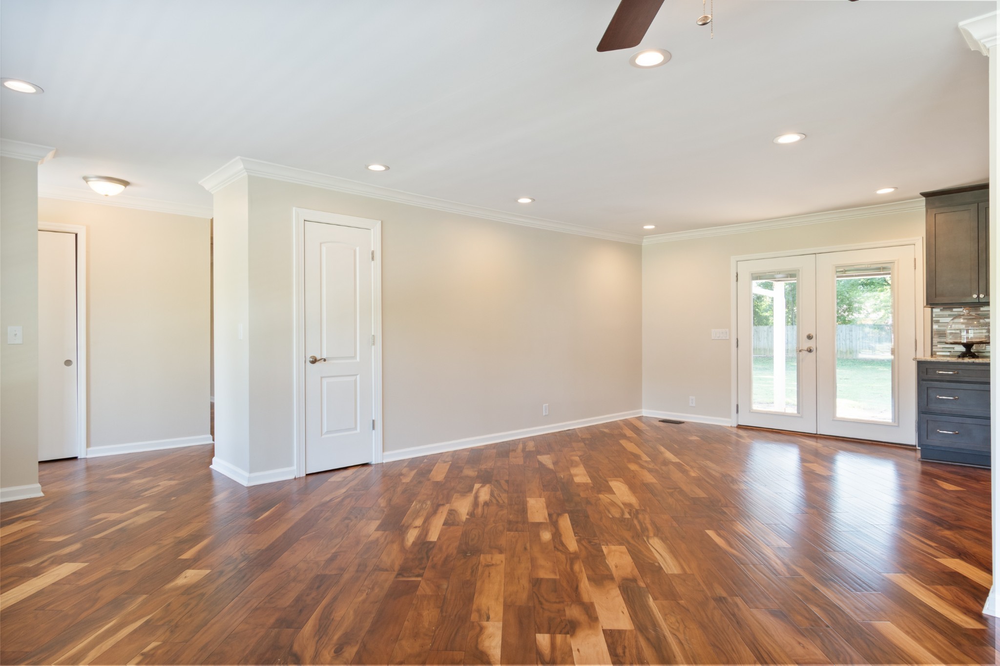 2353 Braxton Bragg Dr