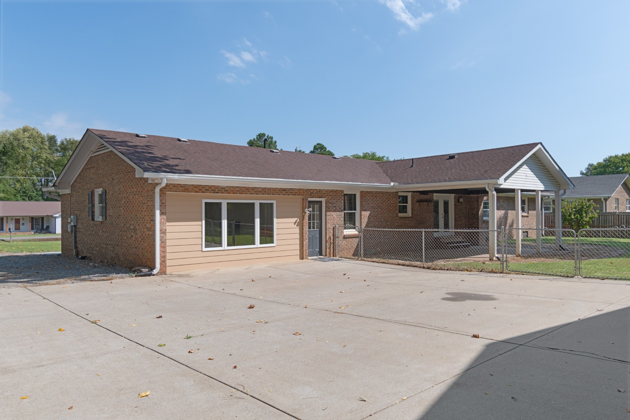 2353 Braxton Bragg Dr