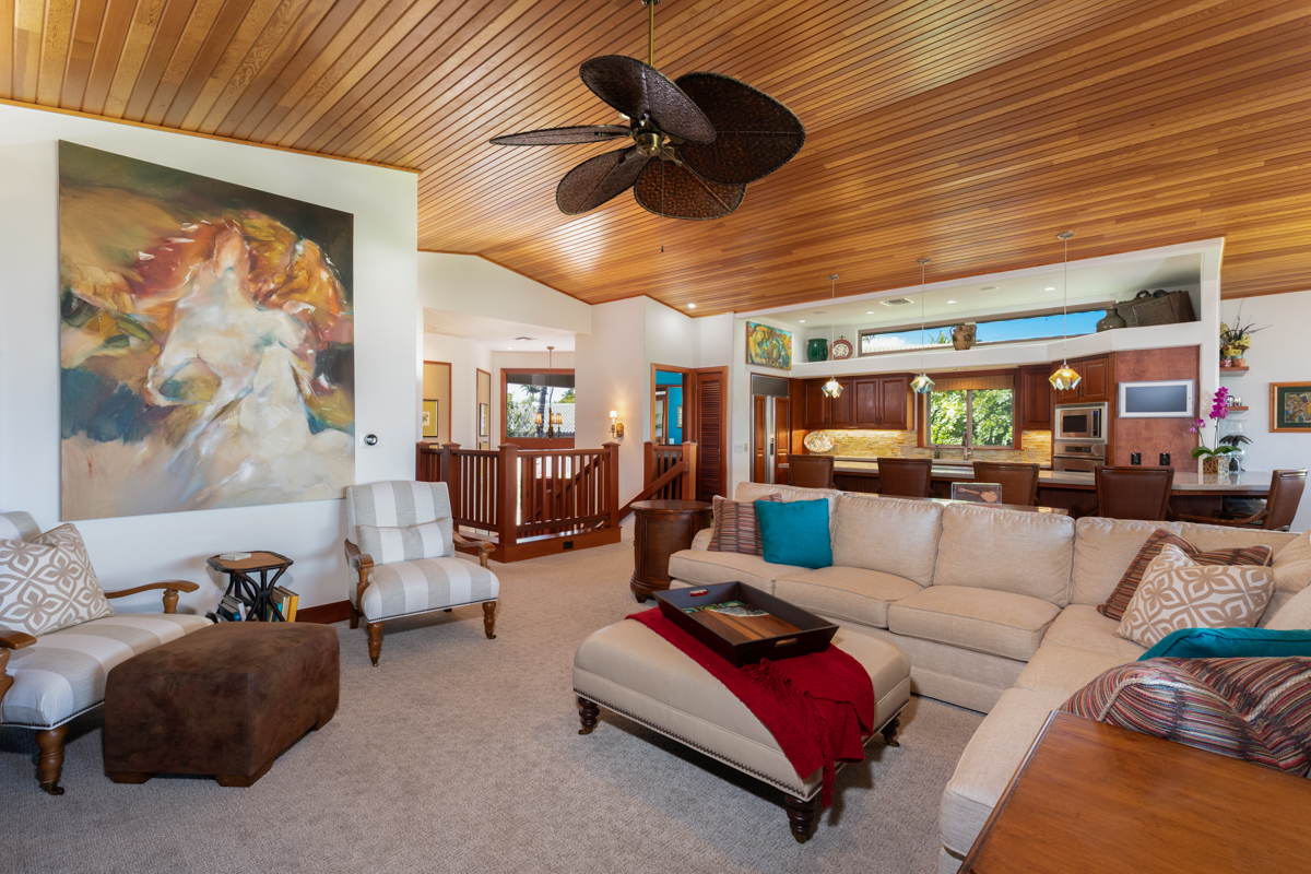 68-1025 KANIKU DR 301