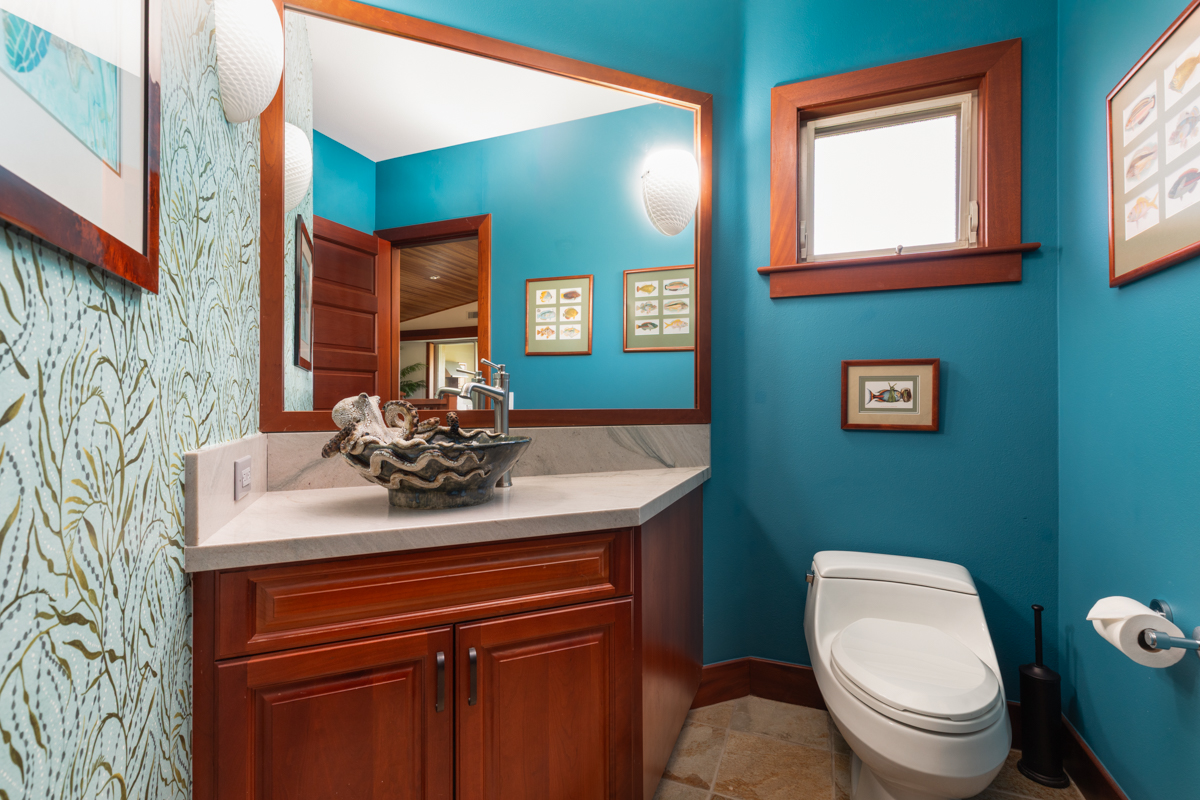 68-1025 KANIKU DR 301