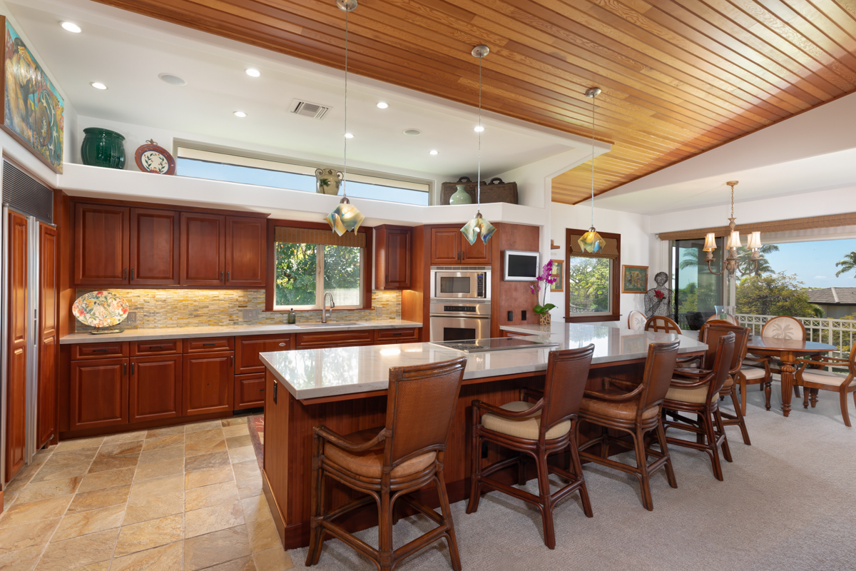 68-1025 KANIKU DR 301