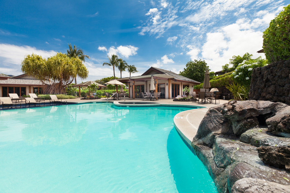 68-1025 KANIKU DR 301