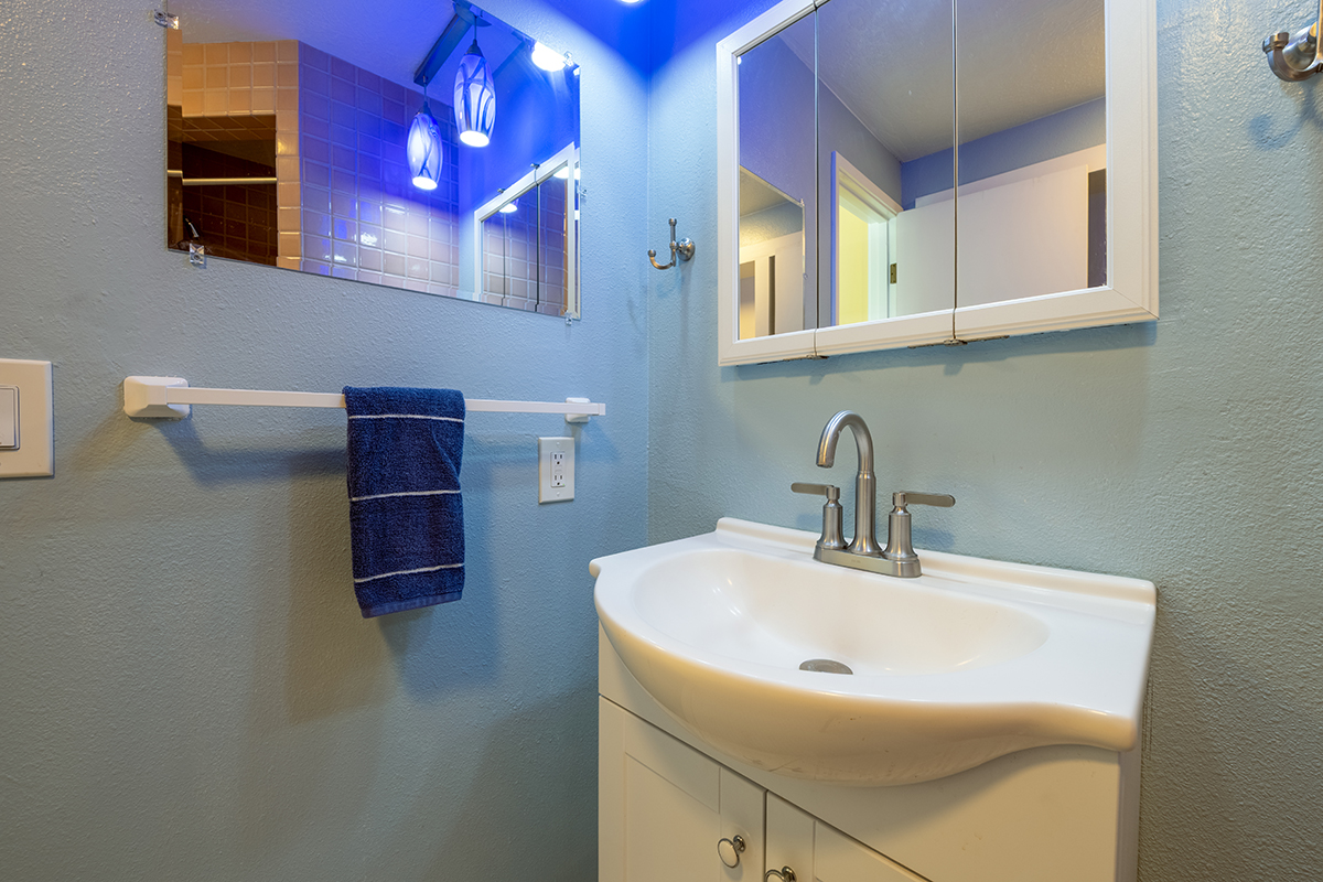 78-7070 ALII DR D306