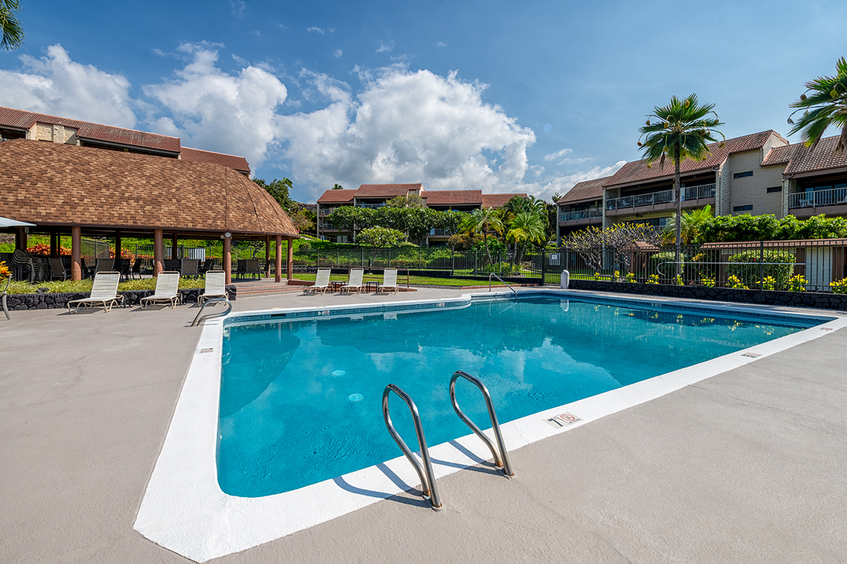 78-7070 ALII DR D306