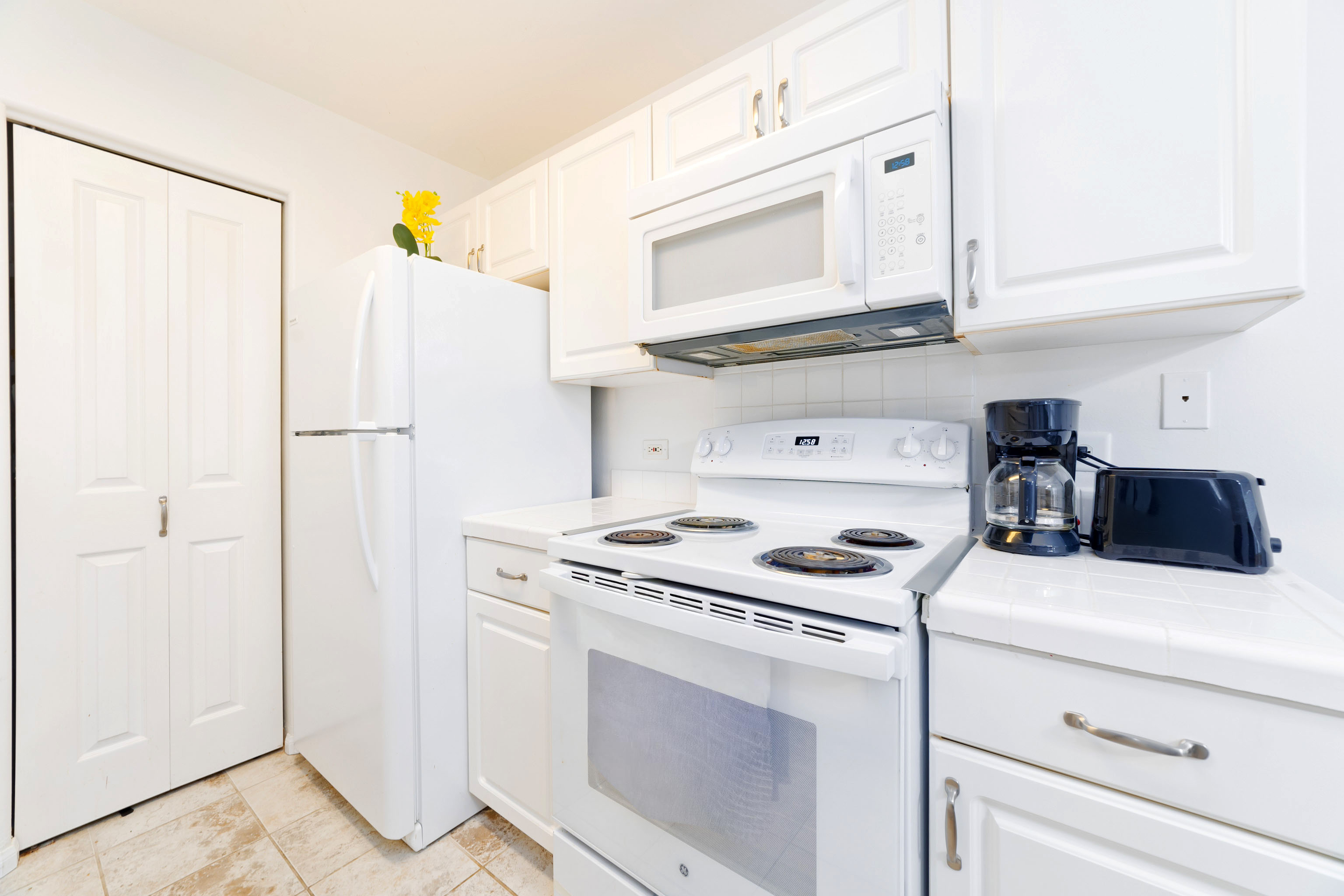 75-6081 ALII DR VV102