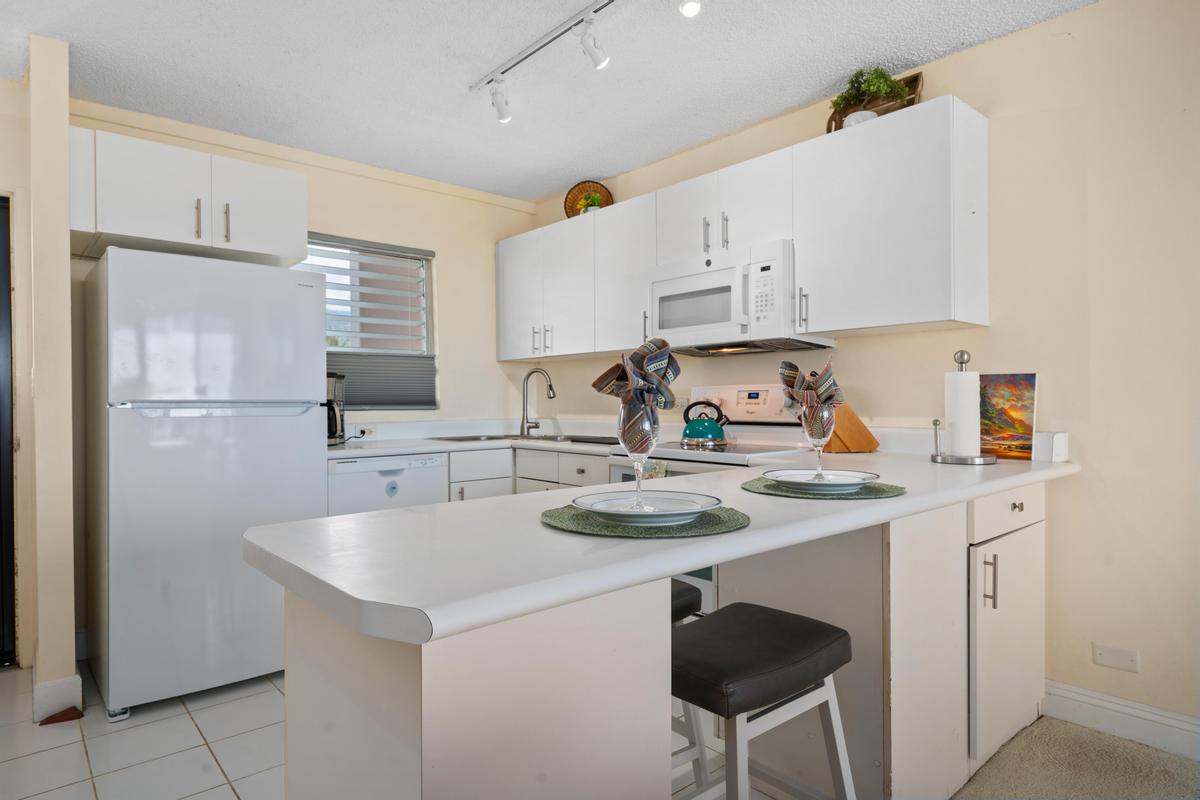 75-5766 KUAKINI HIGHWAY 604