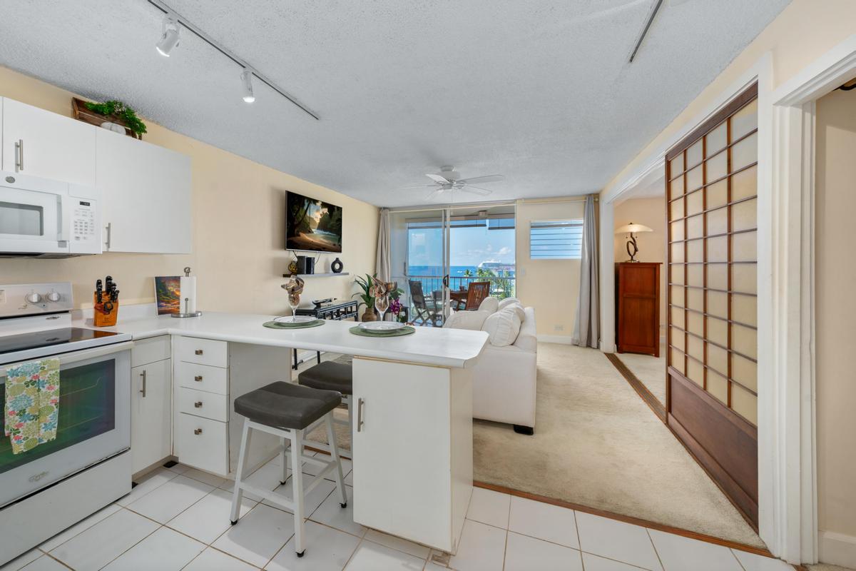 75-5766 KUAKINI HIGHWAY 604