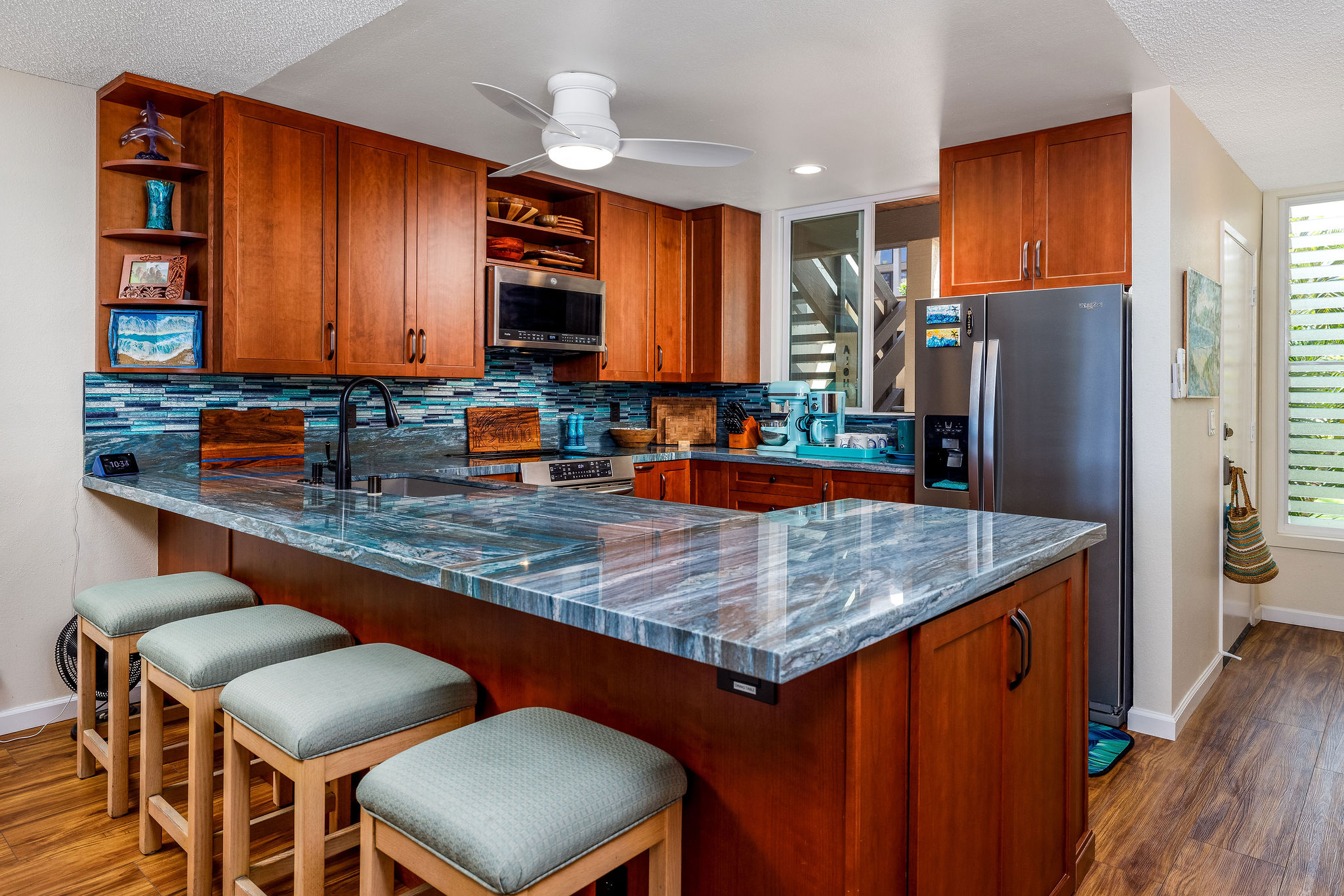 78-6800 ALII DR 3204