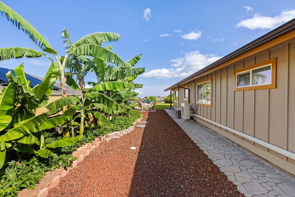 73-1087 KUULEIALOHA CIRCLE