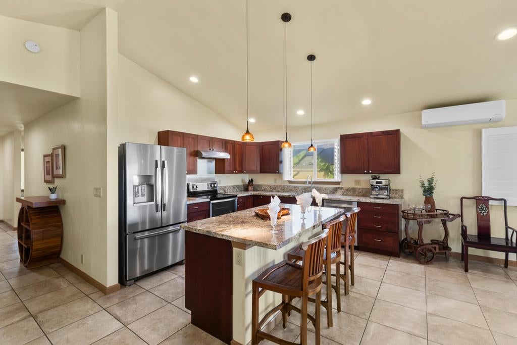 73-1087 KUULEIALOHA CIRCLE