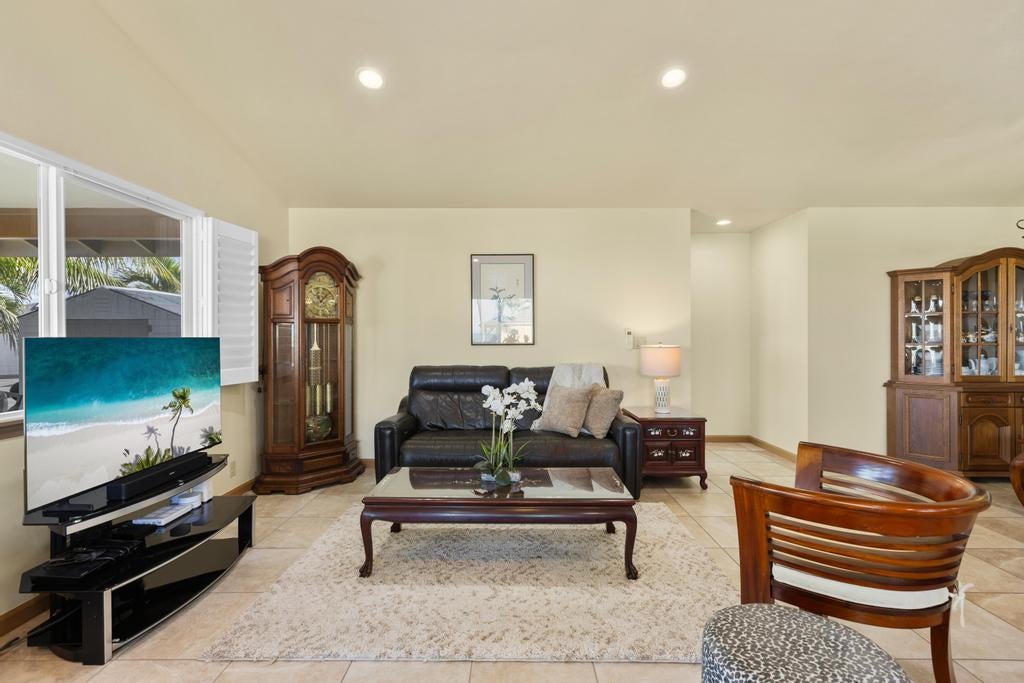 73-1087 KUULEIALOHA CIRCLE