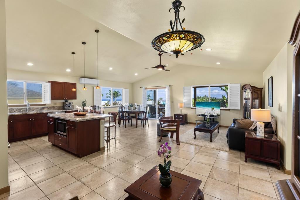 73-1087 KUULEIALOHA CIRCLE