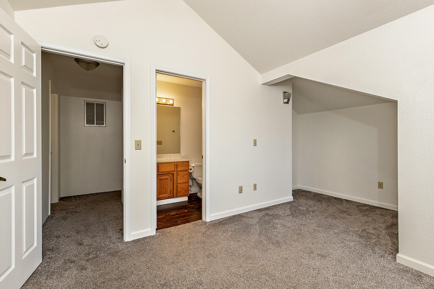 2376 Stonebrook Drive