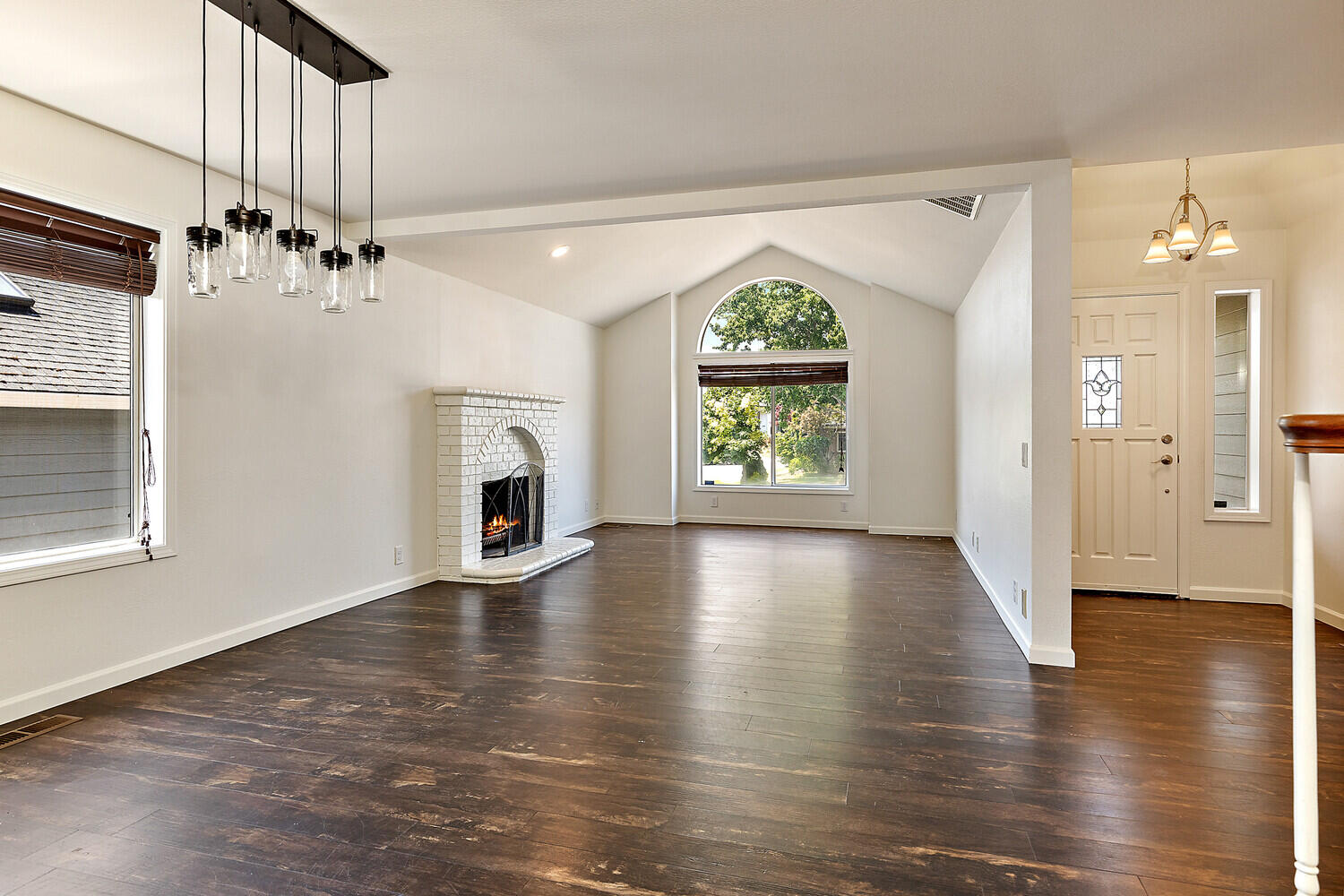 2376 Stonebrook Drive
