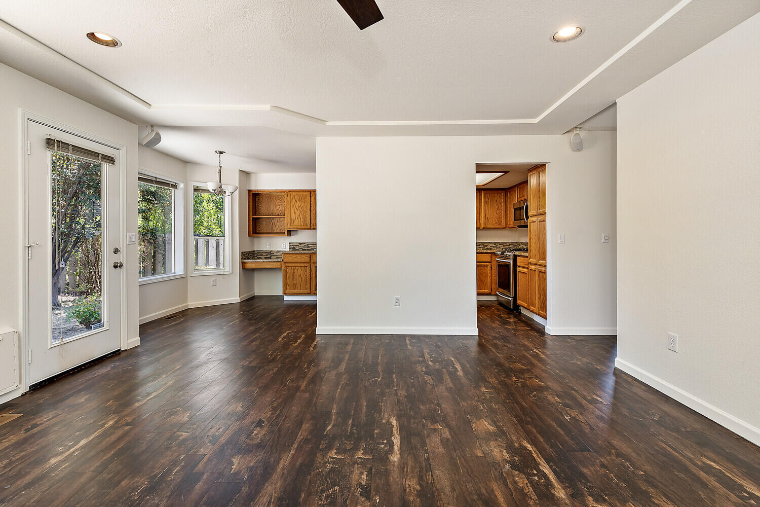 2376 Stonebrook Drive