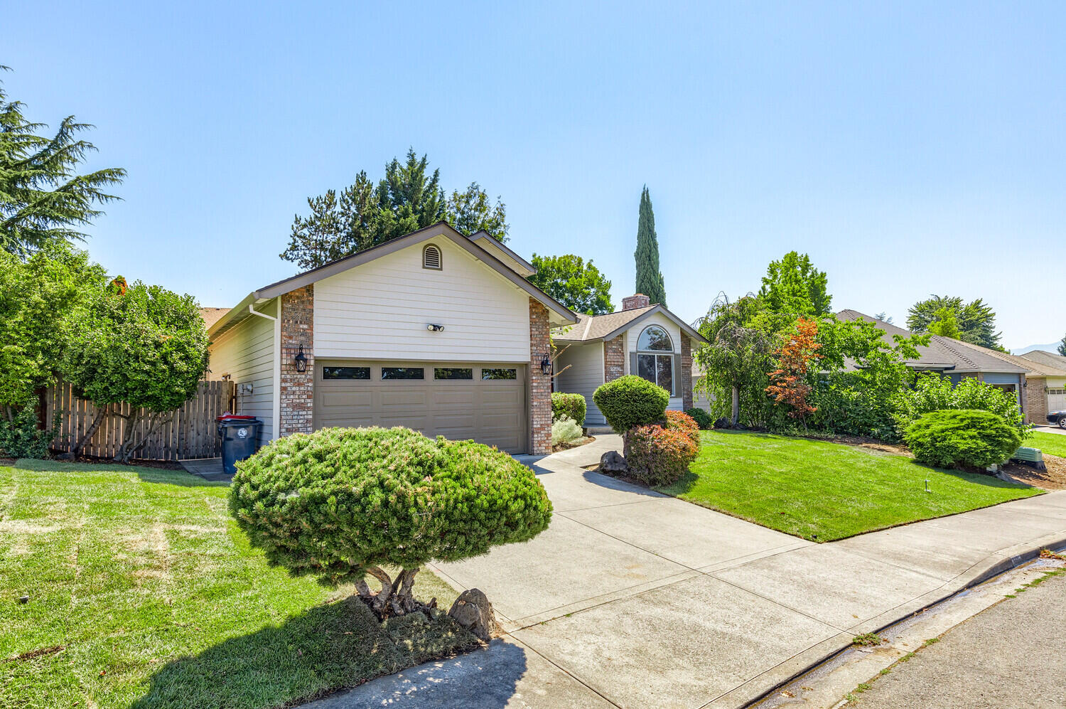 2376 Stonebrook Drive