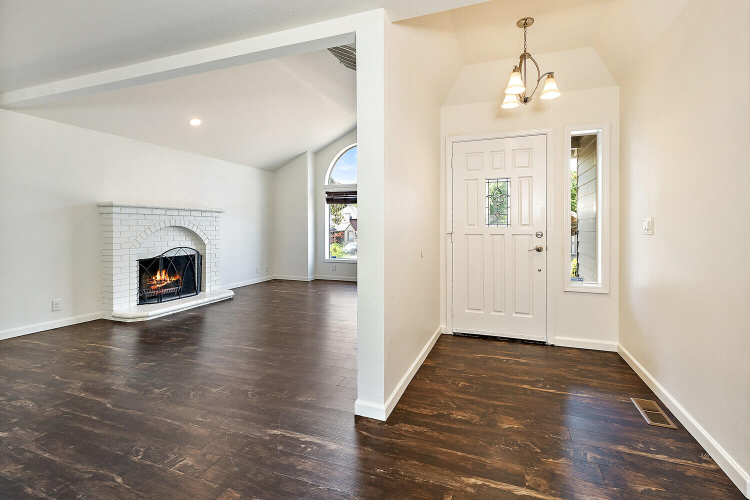 2376 Stonebrook Drive