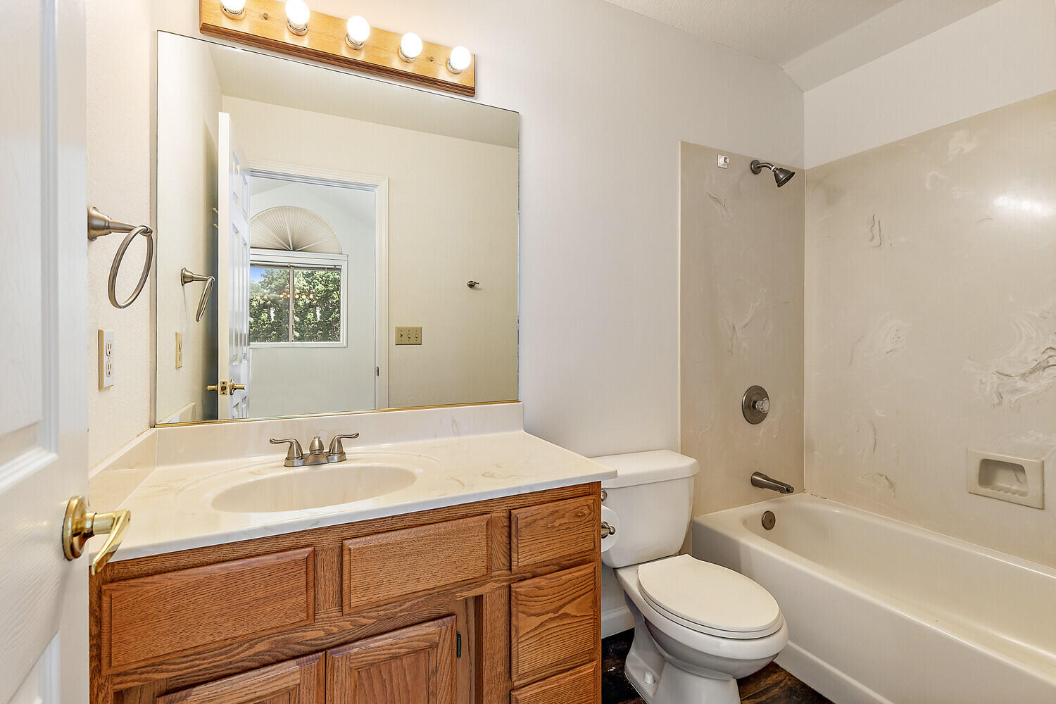 2376 Stonebrook Drive