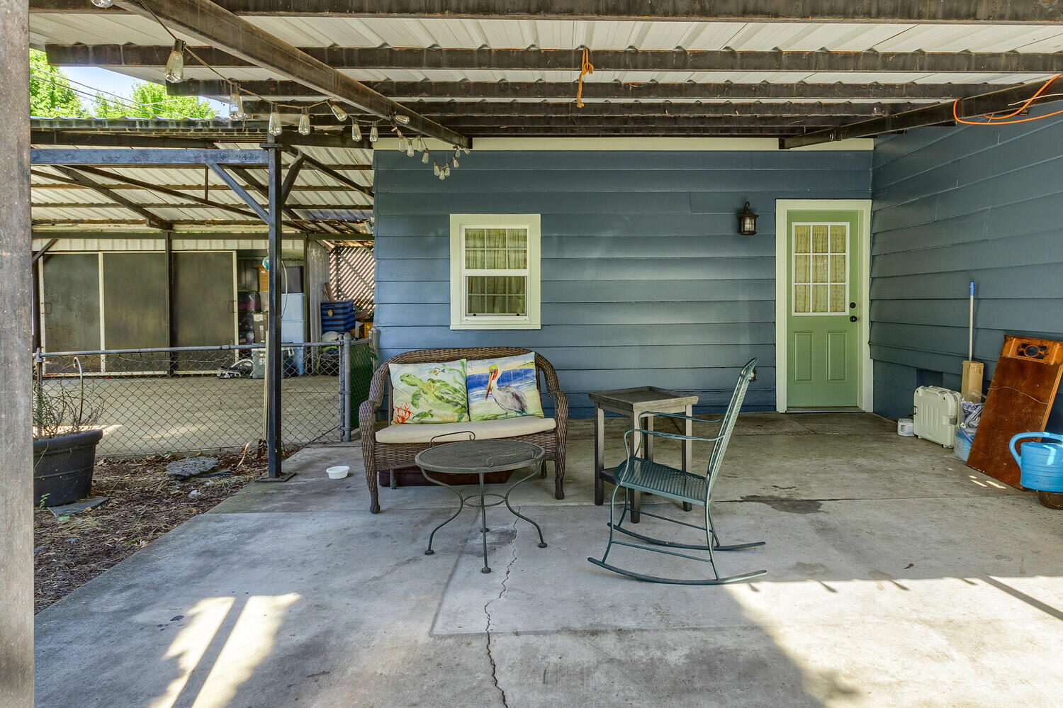 1411 E Main Street