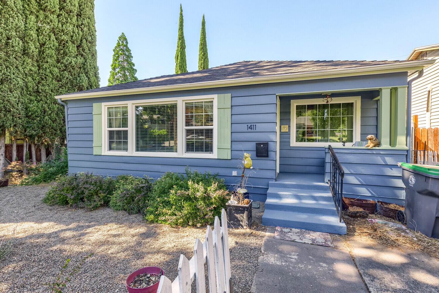 1411 E Main Street