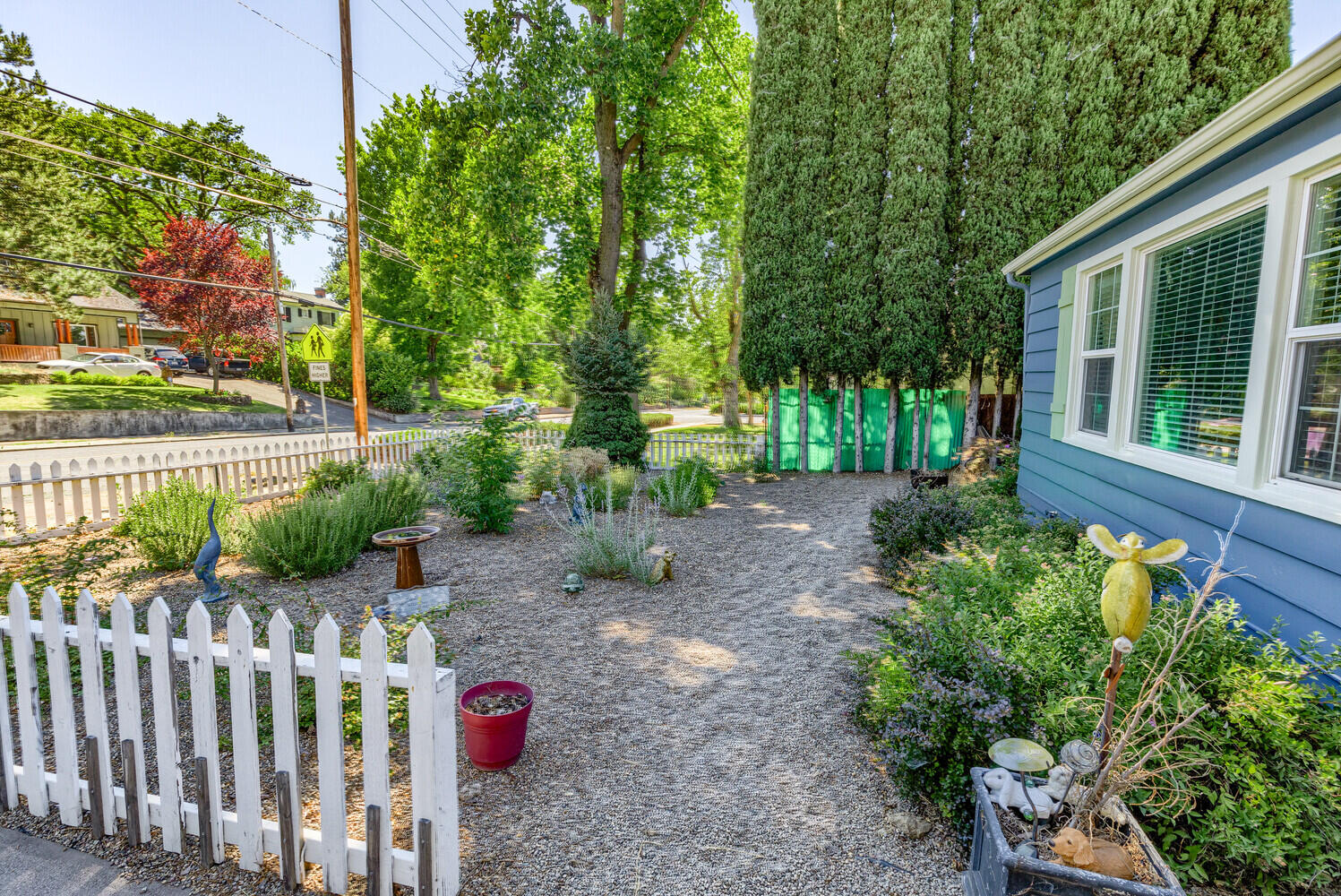 1411 E Main Street