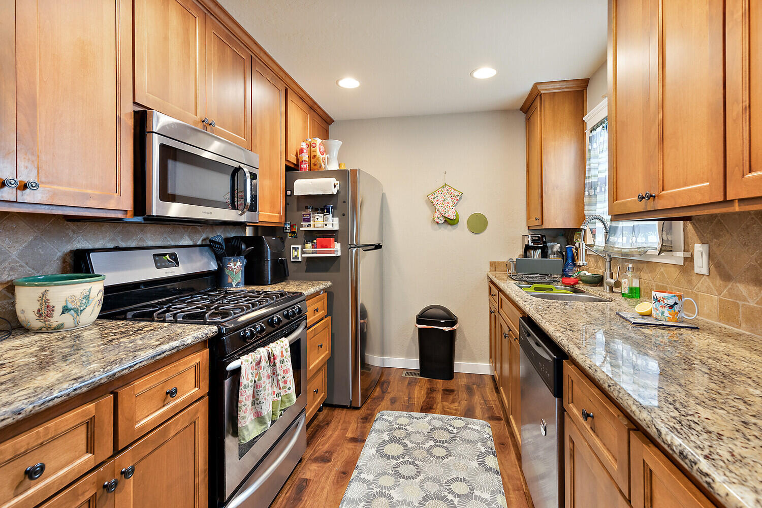 1411 E Main Street