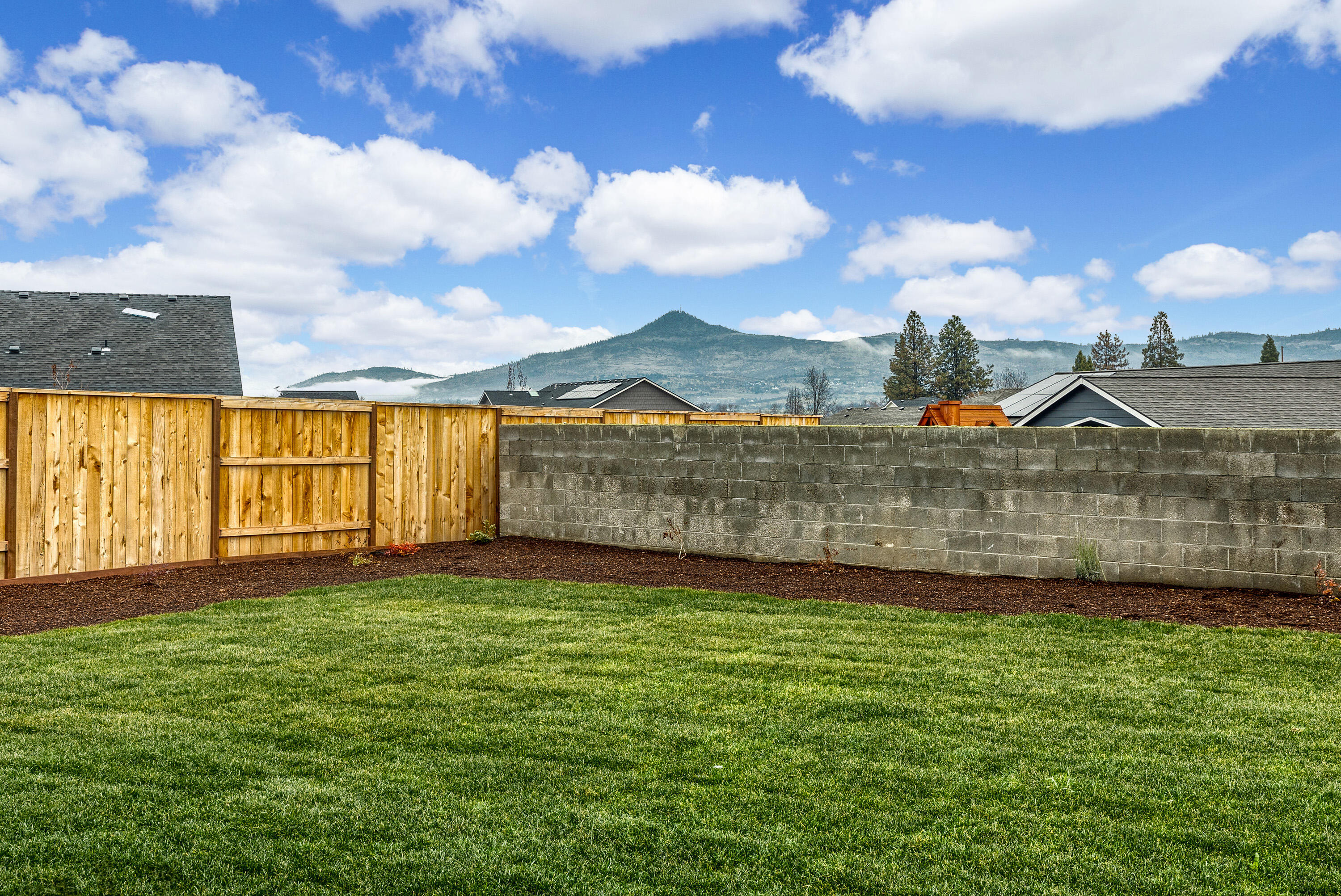 1004 Arana Drive