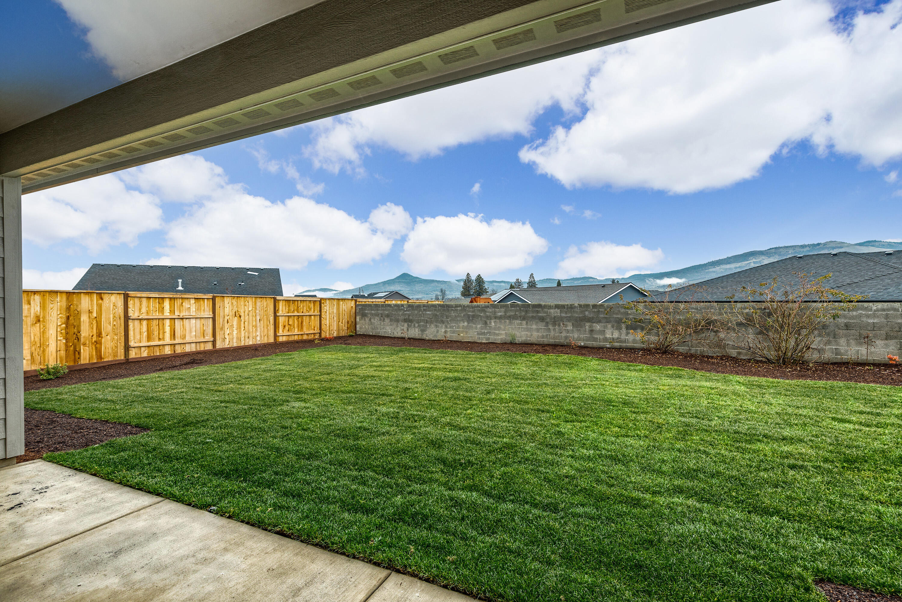 1004 Arana Drive