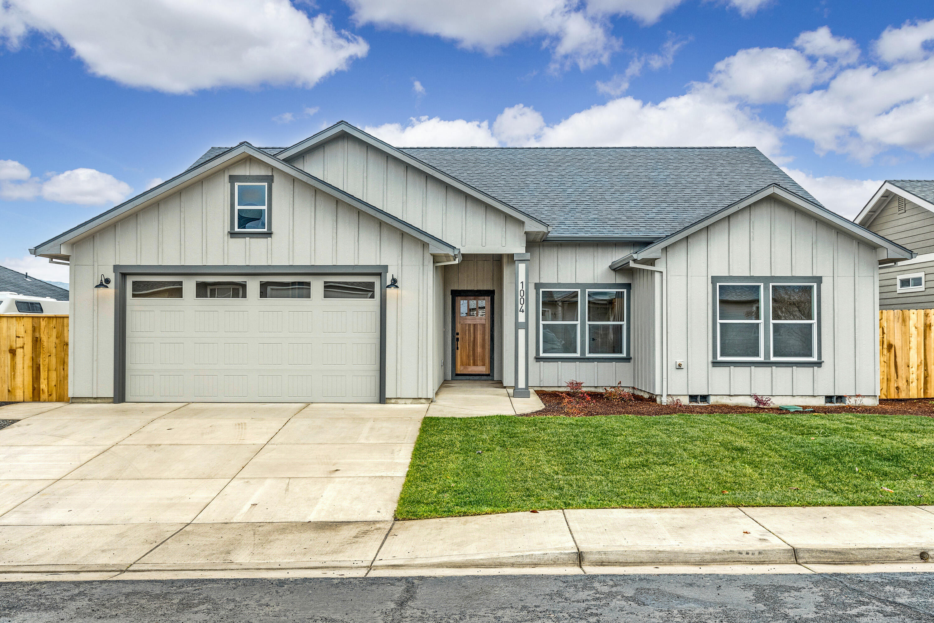 1004 Arana Drive