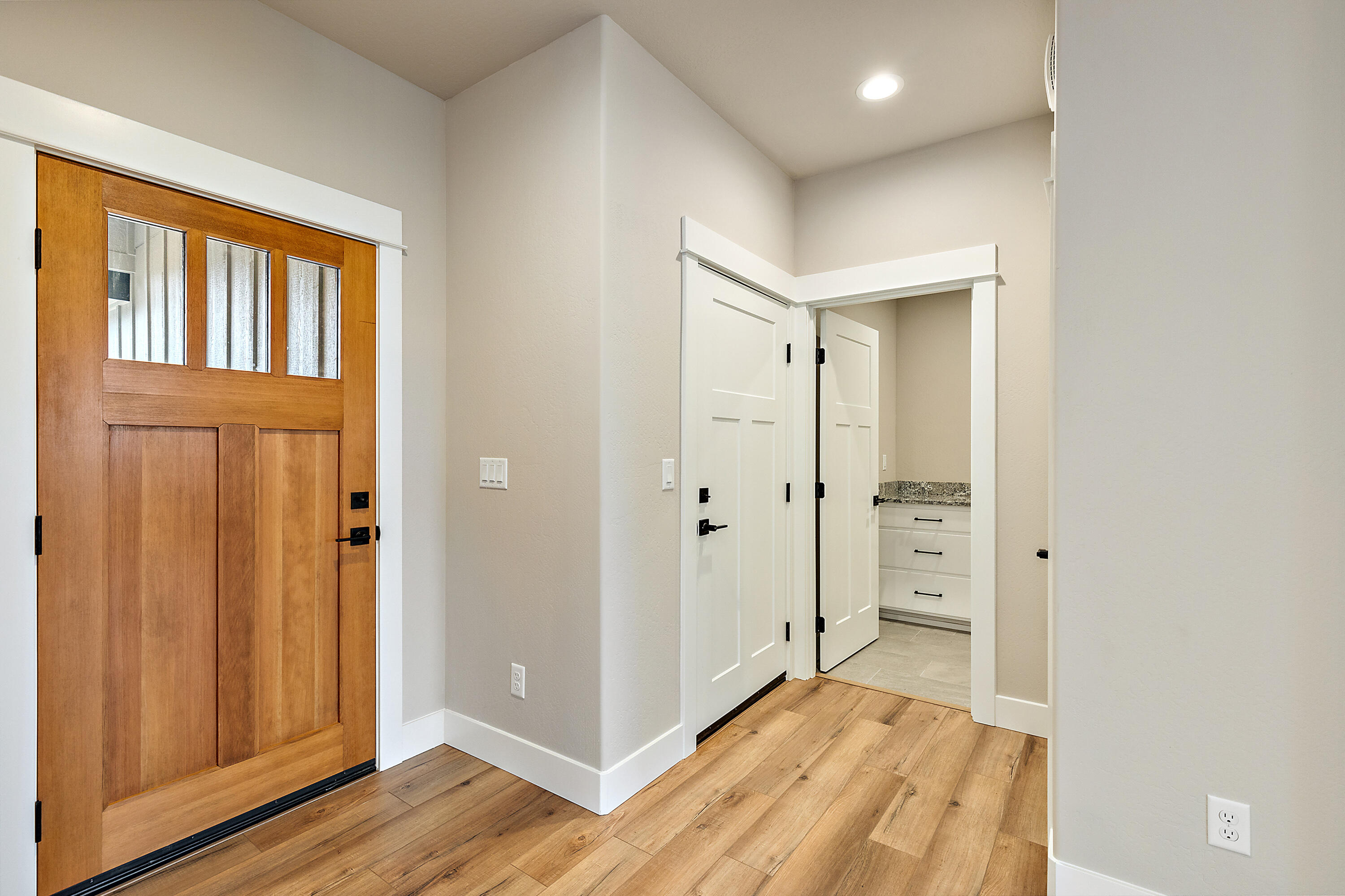 1004 Arana Drive