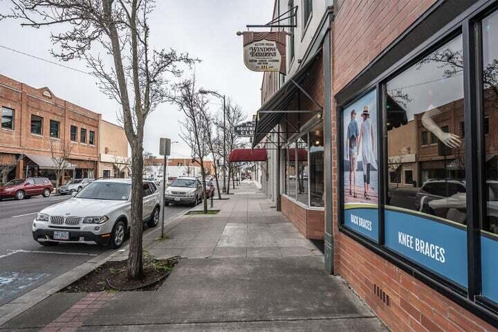 131 W Main Street