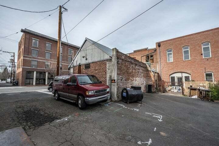 131 W Main Street