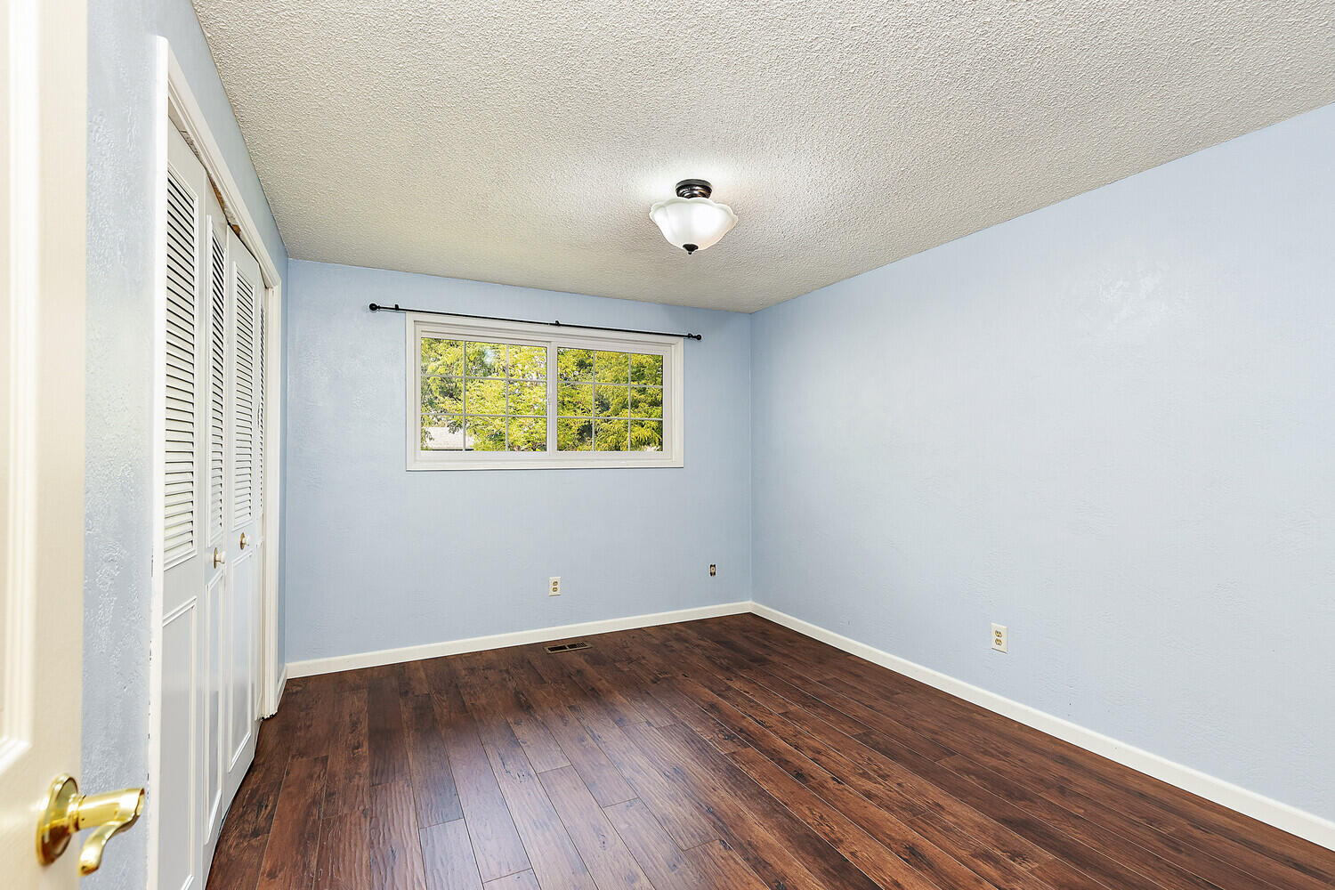 2226 Arctic Circle