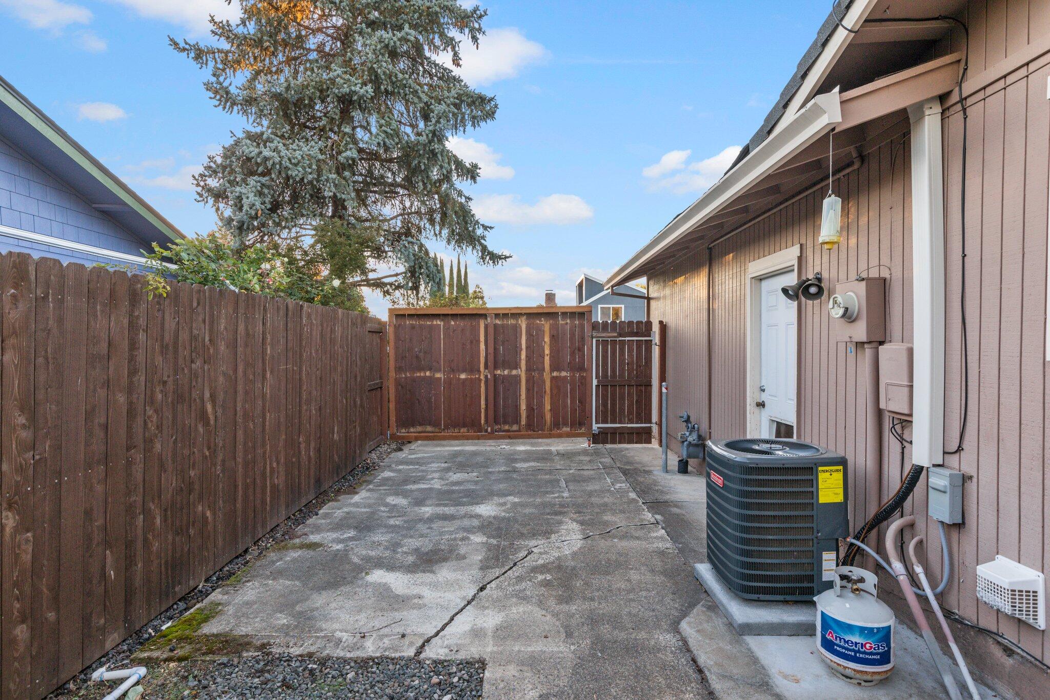 2894 Aldersgate Road
