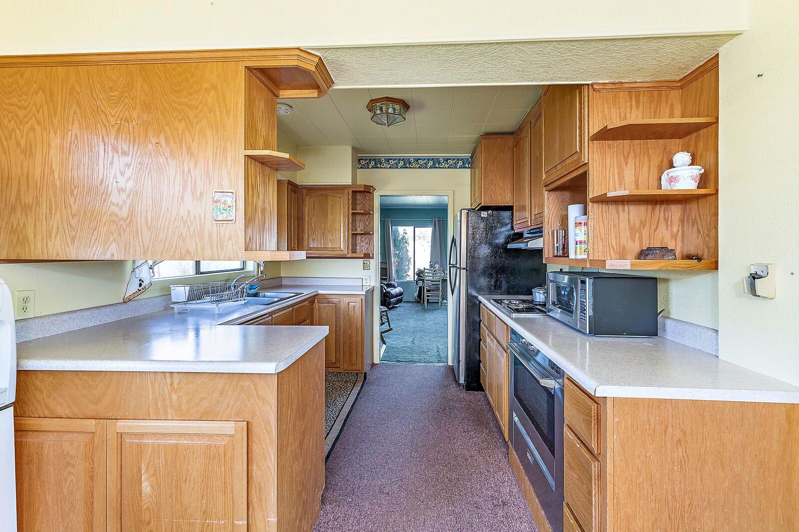 895 Nick Young Road