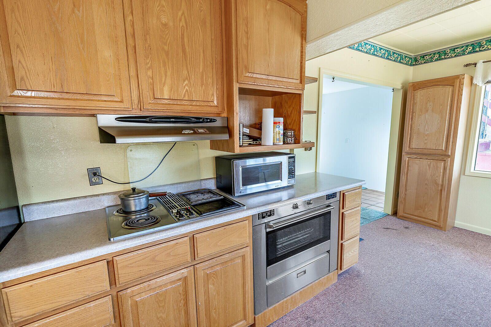 895 Nick Young Road