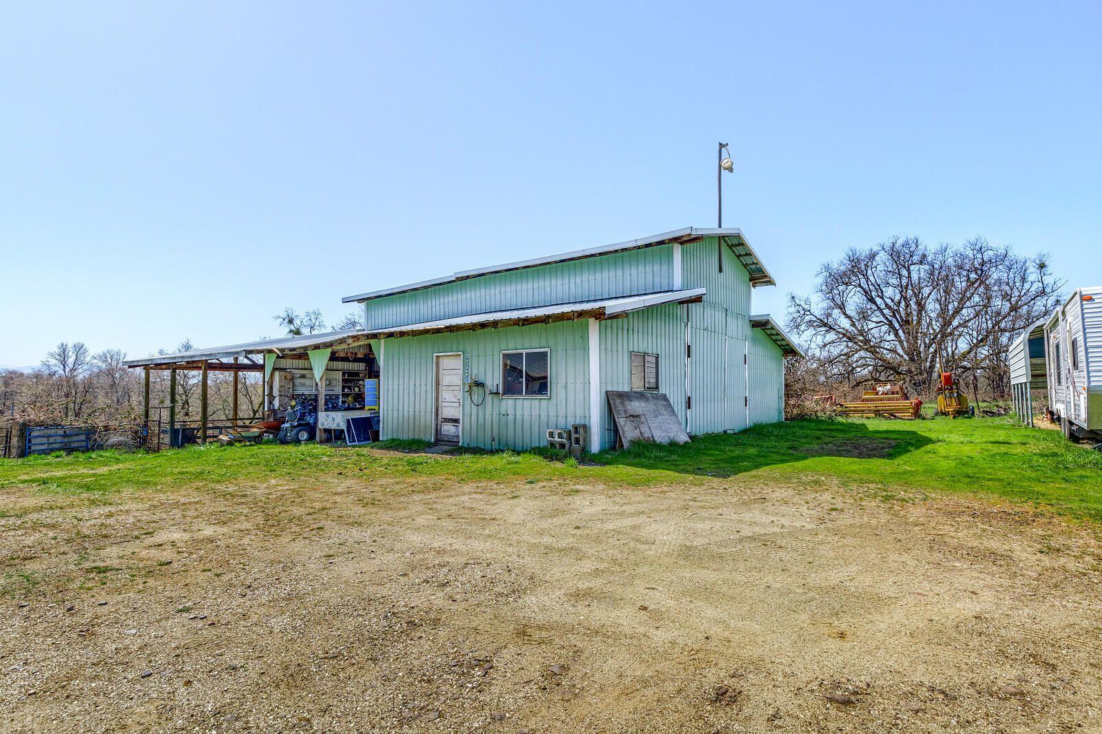 895 Nick Young Road