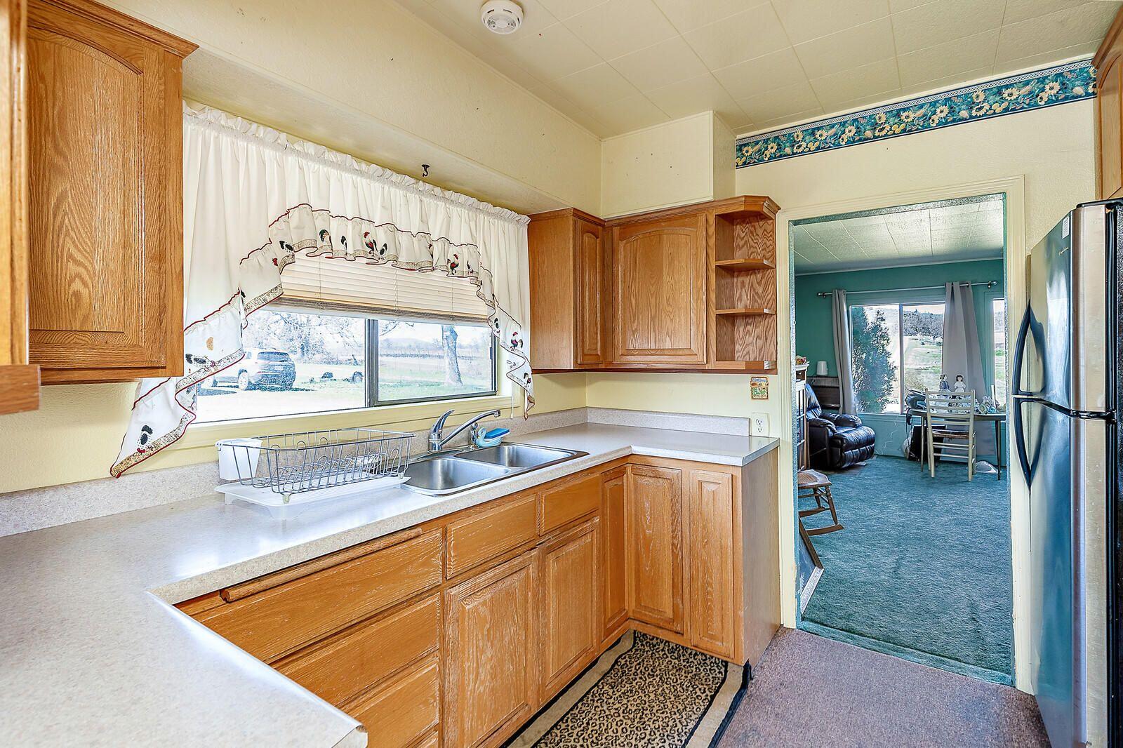 895 Nick Young Road