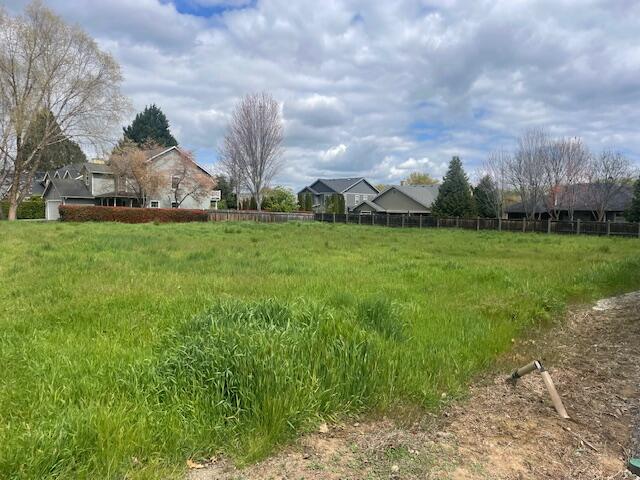 620 Carriage Lane