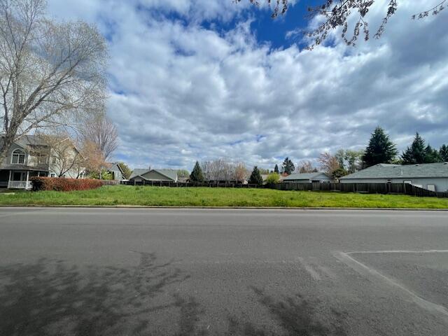 620 Carriage Lane