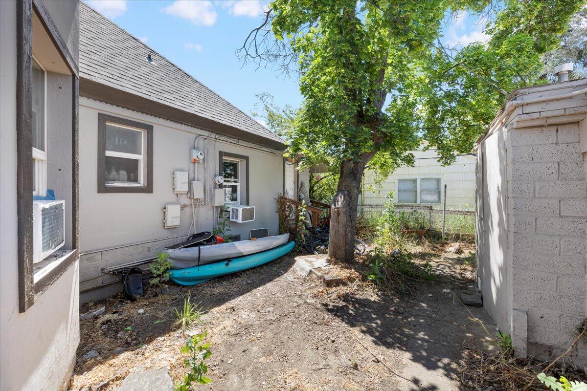 513 Boardman Street