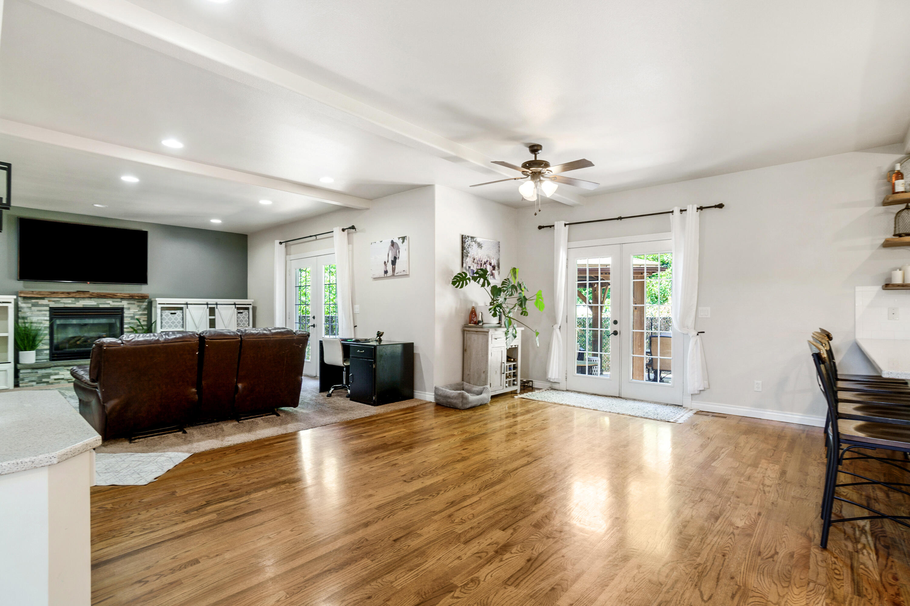 110 Rosewood Lane