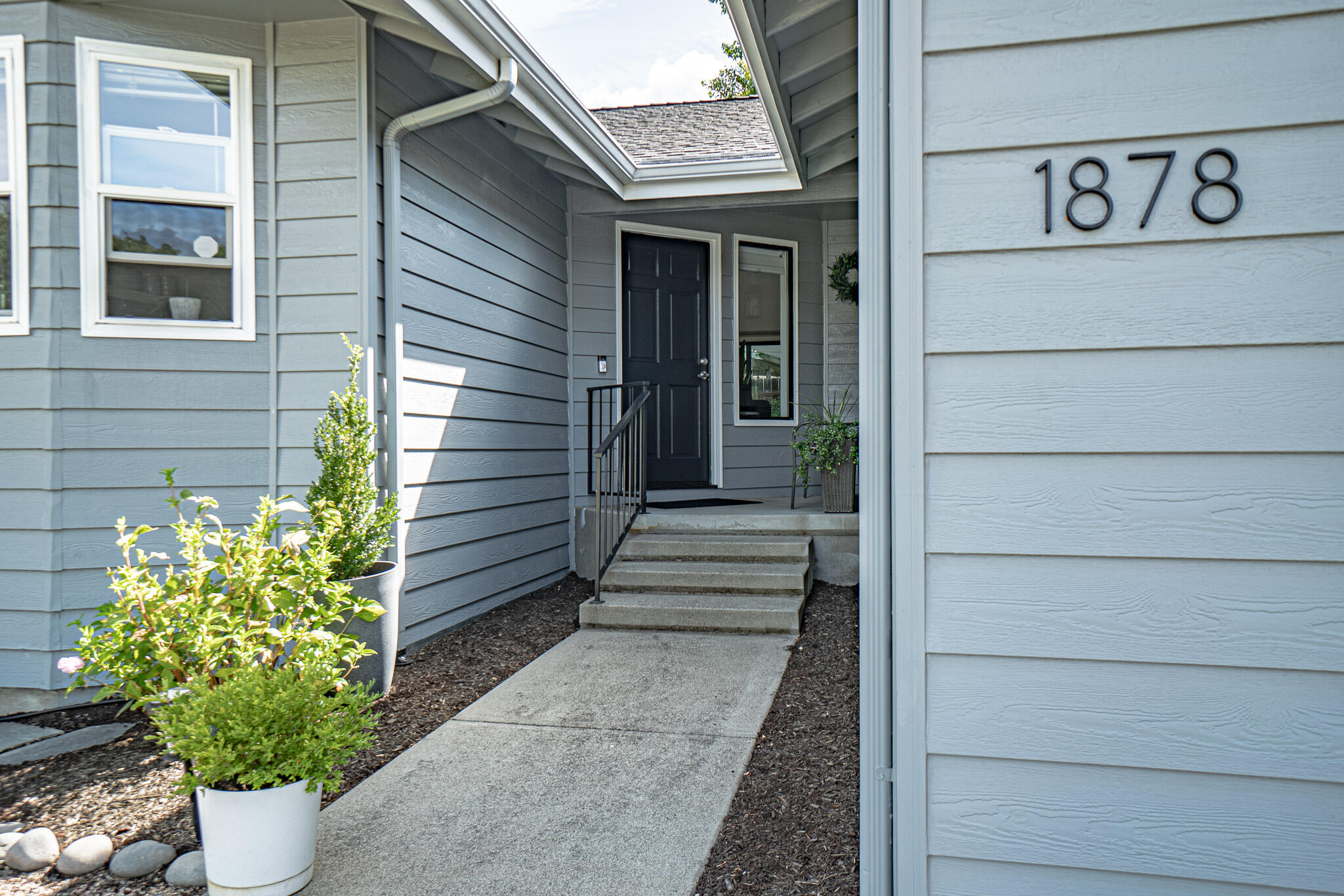 1878 Willow Glen Way