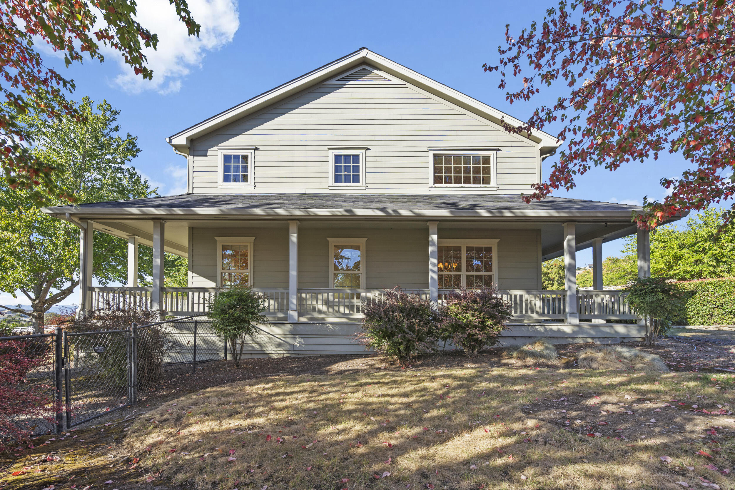3014 N Foothill Road